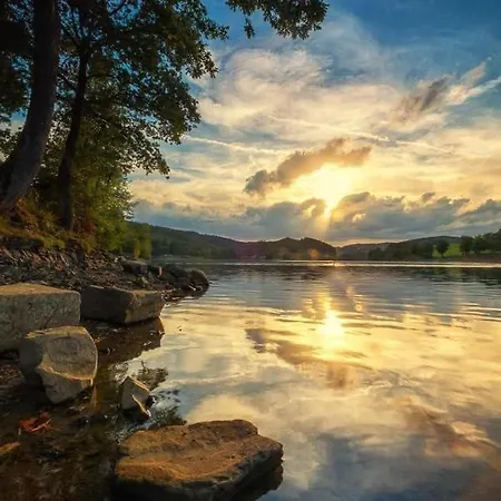 Haus Astenblick In Mit Gastraum Wanderveranstaltungen Und Familienfeiern Вінтерберг