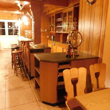 Haus Astenblick Winterberg Appartments Mit Gastraum Weihnachtsfeier,Wanderveranstaltungen Und Familienfeiern Winterberg