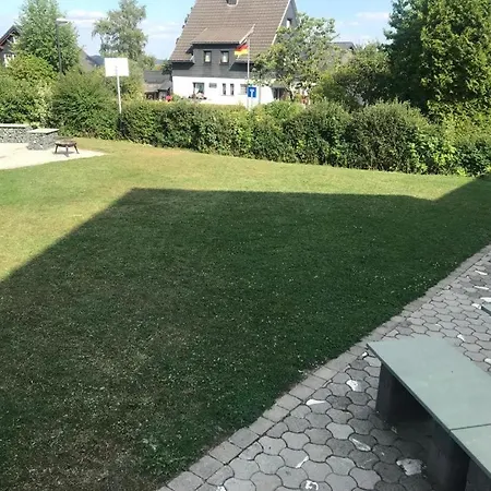 Haus Astenblick In Mit Gastraum Wanderveranstaltungen Und Familienfeiern Дом отдыха