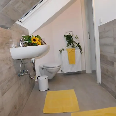 Haus Astenblick In Fuer Bis Zu 35 Personen Fuer Wanderveranstaltungen Und Familienfeiern Holiday home *