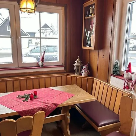 Haus Astenblick Winterberg Appartments Mit Gastraum Weihnachtsfeier,Wanderveranstaltungen Und Familienfeiern Winterberg