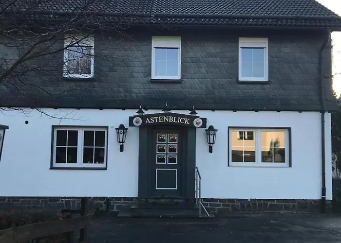 Дом отдыха Haus Astenblick In Mit Gastraum Wanderveranstaltungen Und Familienfeiern