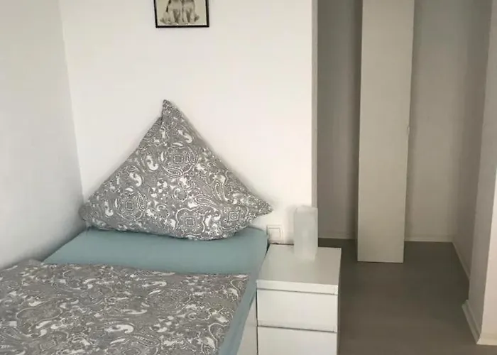 Haus Astenblick In Mit Gastraum Wanderveranstaltungen Und Familienfeiern Semesterbostad