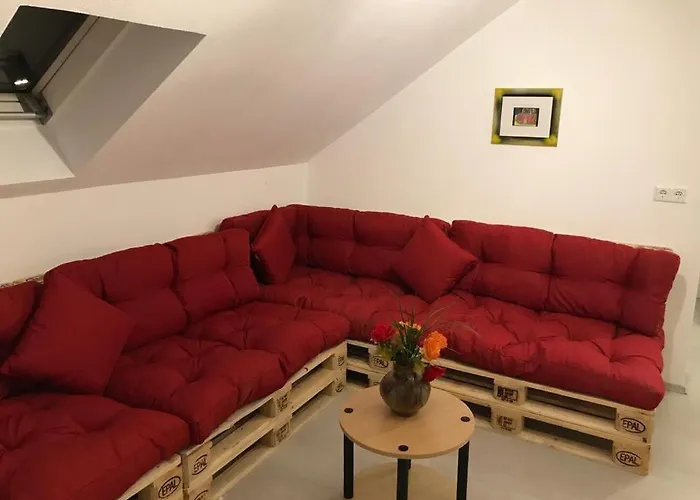 Haus Astenblick In Mit Gastraum Wanderveranstaltungen Und Familienfeiern Semesterbostad *