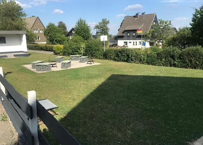 Haus Astenblick In Mit Gastraum Wanderveranstaltungen Und Familienfeiern *