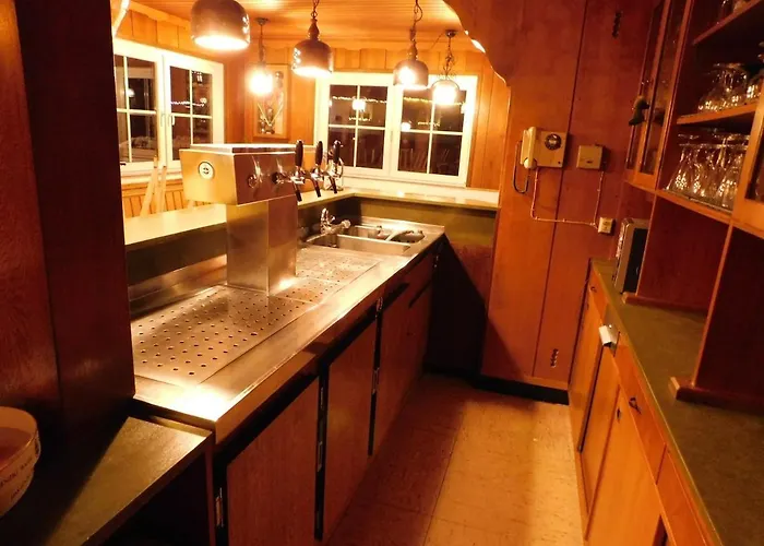 Haus Astenblick In Mit Gastraum Wanderveranstaltungen Und Familienfeiern Дом отдыха *