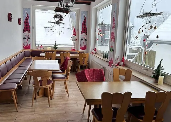 Дом отдыха Haus Astenblick In Mit Gastraum Wanderveranstaltungen Und Familienfeiern *